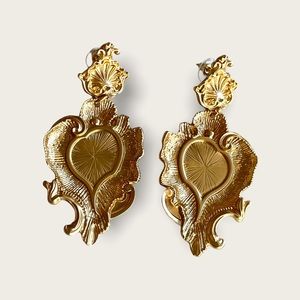 Christian Lacroix Paris Signed Rare Gold Baroque Heart Pierced MINT Earrings